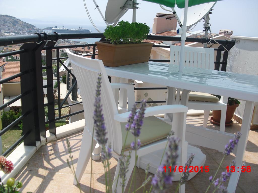 Gaby Apartment Kusadası Rum bild