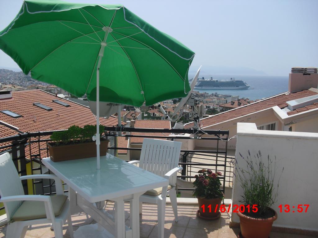 Gaby Apartment Kusadası Rum bild