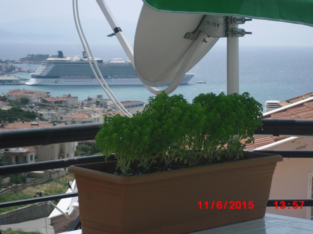 Gaby Apartment Kusadası Rum bild